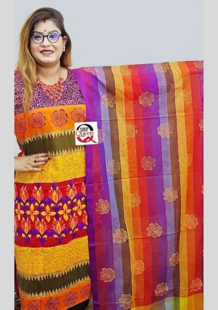 পিওর কটন অরবিট ভয়েল হাতের কাজ, টাই-ডাই ও কাঠ ব্লক স্টিচ থ্রিপিস - Image 2